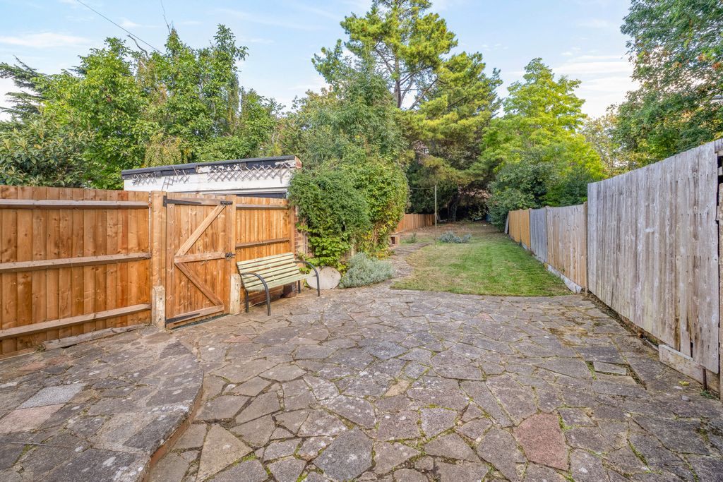 Property photo 3 of 22 Picture No. 04