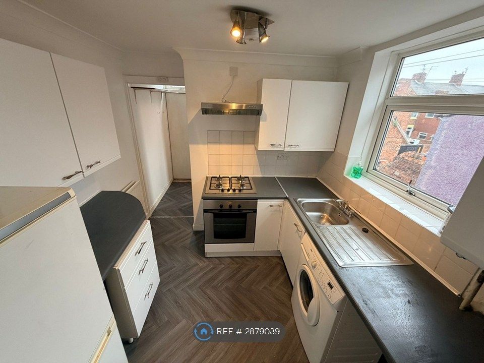 Property photo 3 of 10