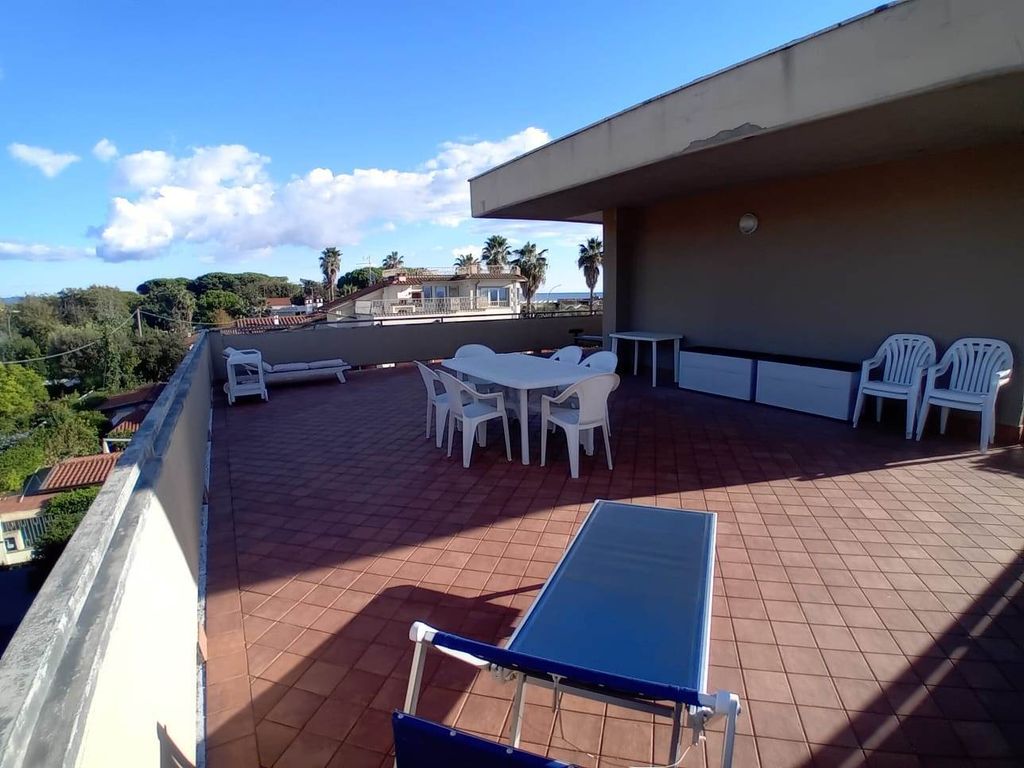 Property photo 1 of 30