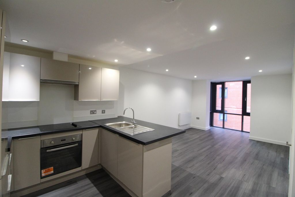 Property photo 2 of 7 Living Room