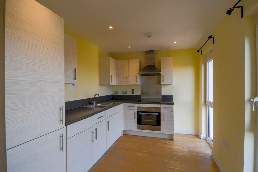 Property photo 3 of 10 770-Hr-3.Jpg