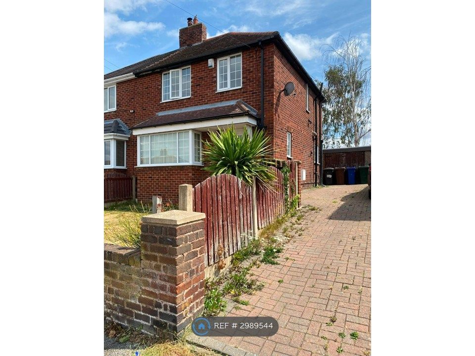 Property photo 2 of 15