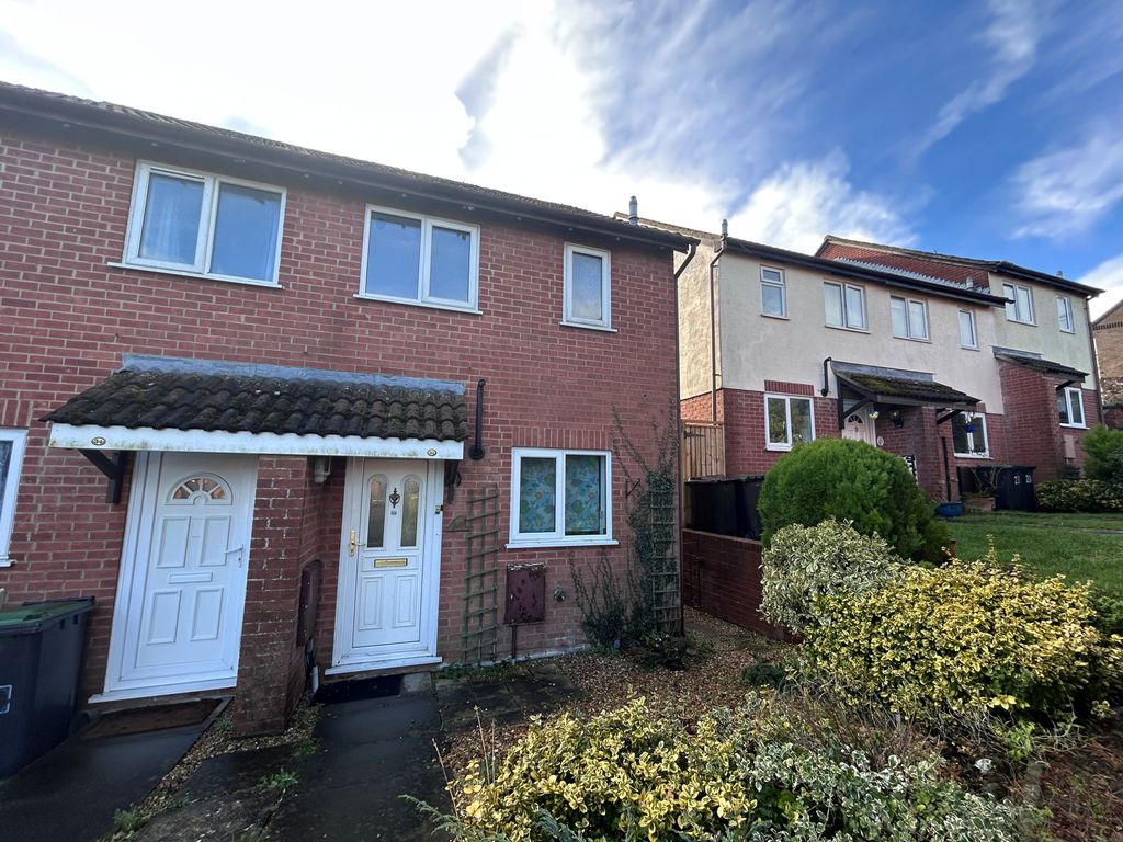 Property photo 1 of 10 Front