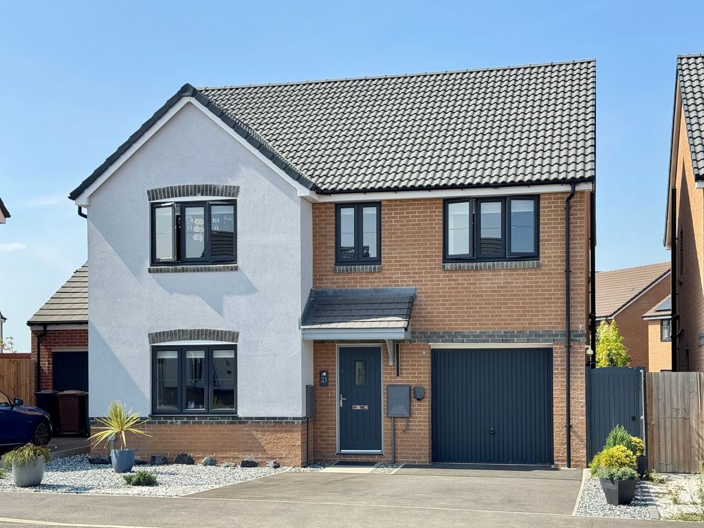 Property photo 1 of 17