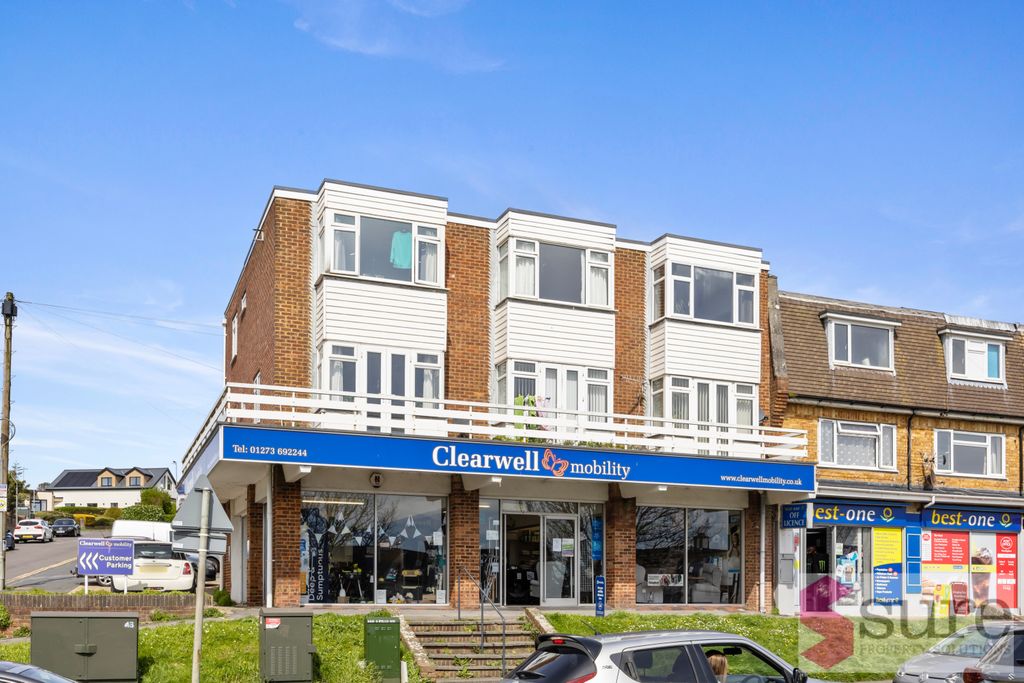 Property photo 2 of 20 Warren Road, 110C-016-1