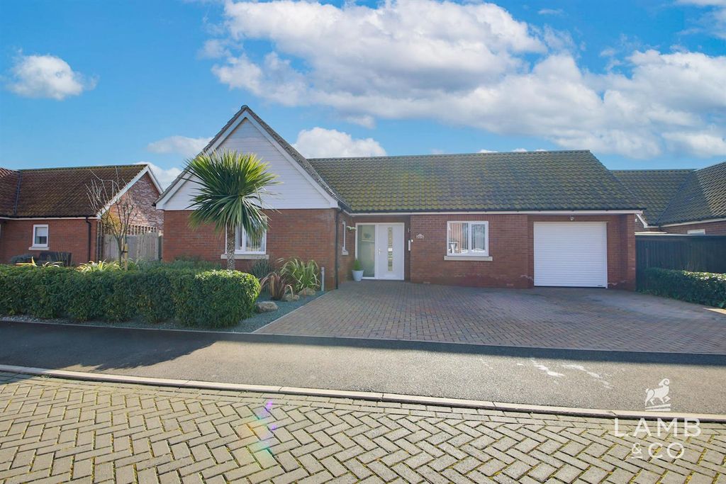 Property photo 1 of 30