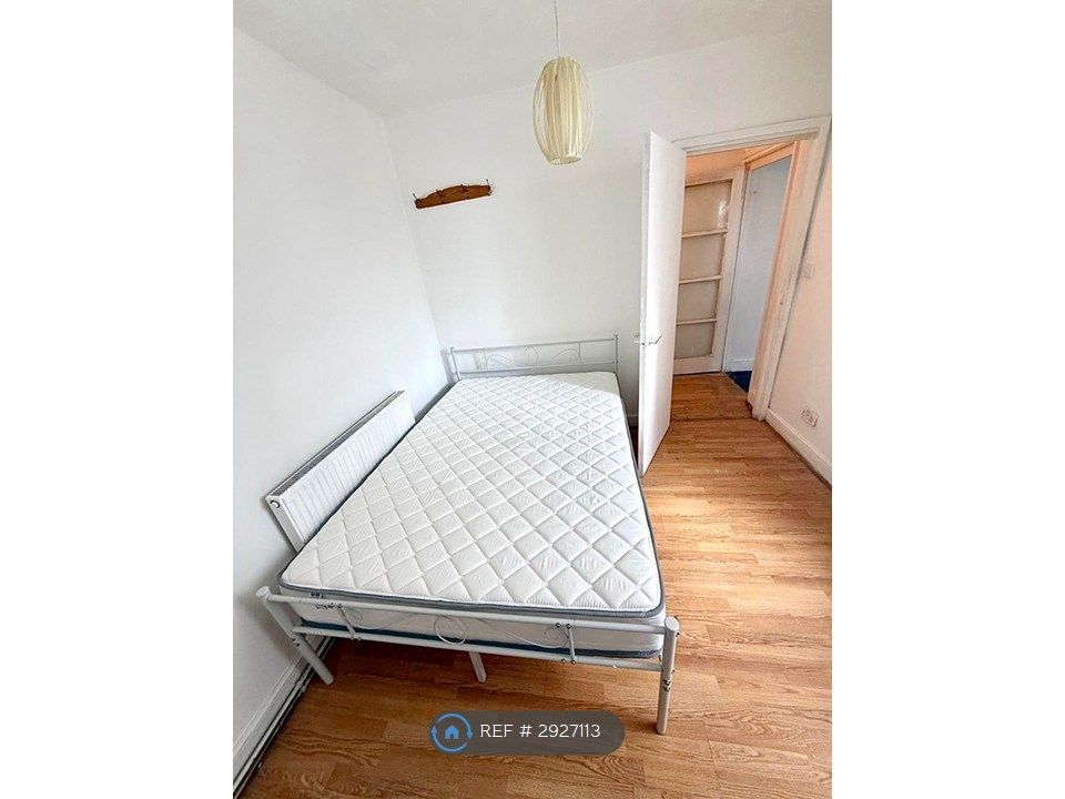 Property photo 1 of 3