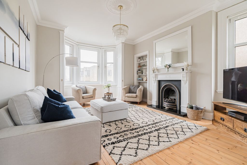 Property photo 2 of 25 Property Image 2