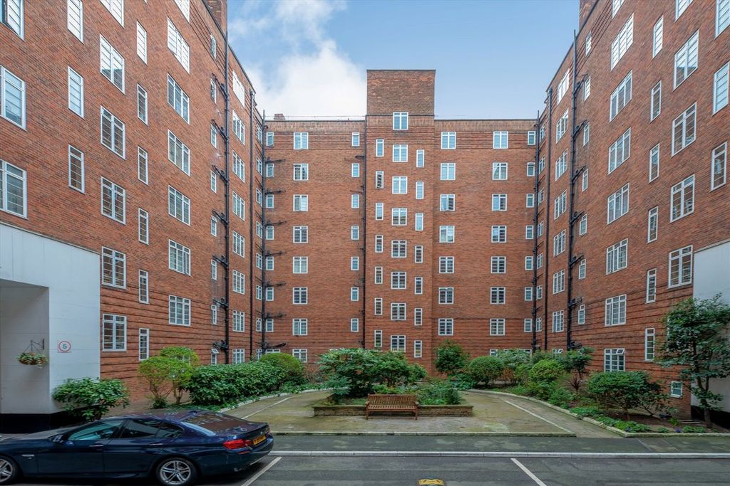 Property photo 1 of 1