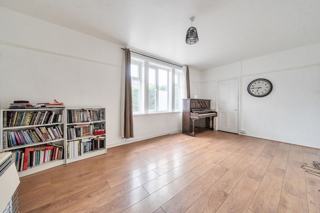 Property photo 2 of 16 1468060-14-6A19A1...