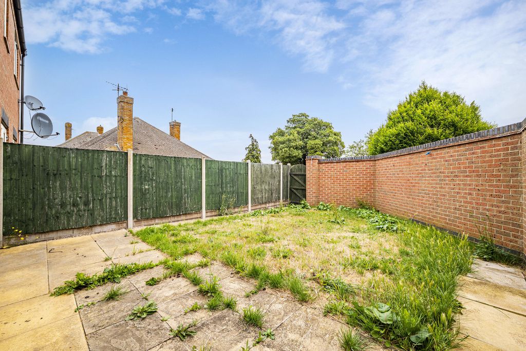 Property photo 3 of 13