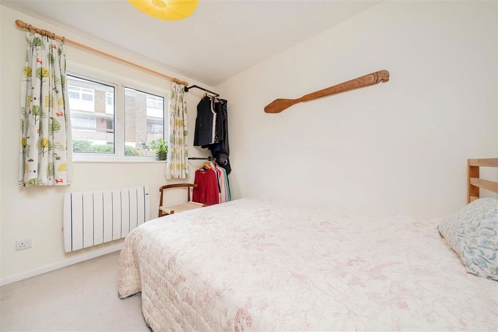 Property photo 3 of 6