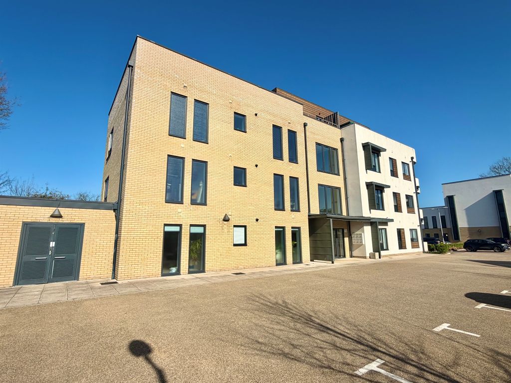 Property photo 2 of 17