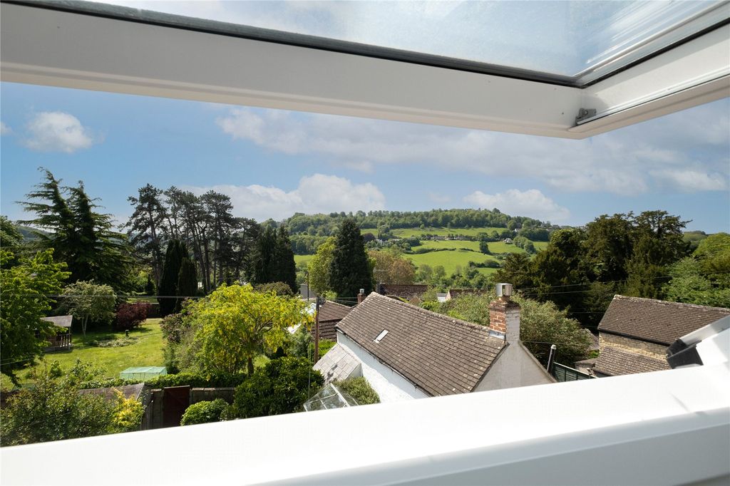 Property photo 2 of 19 Picture No. 56