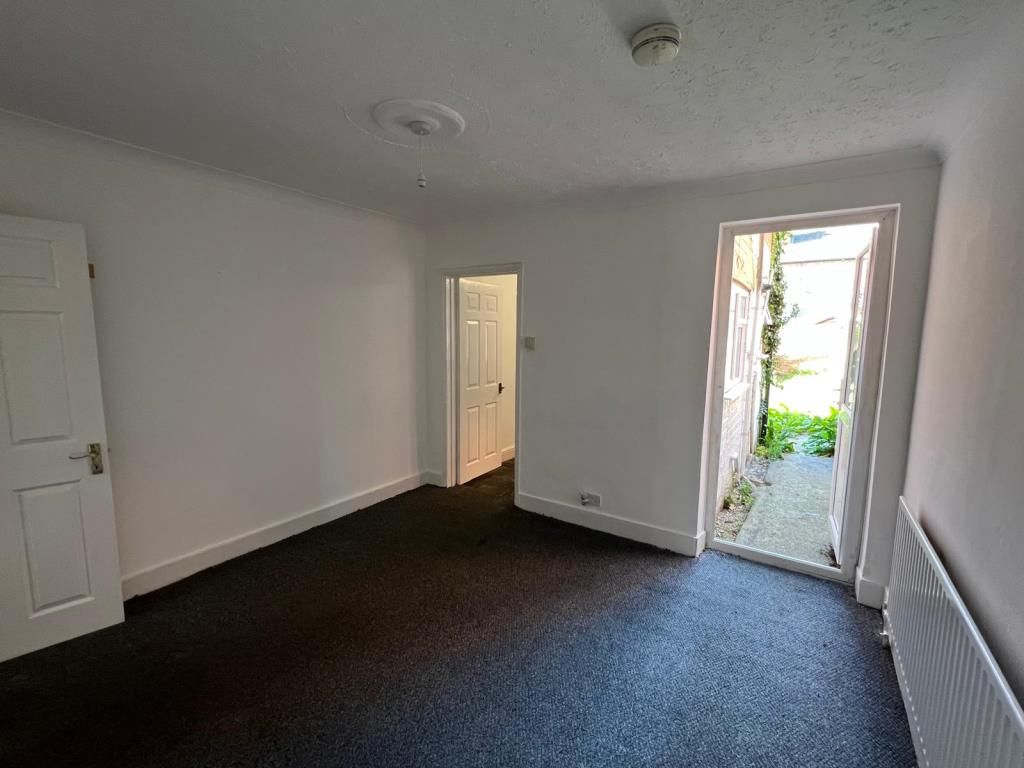 Property photo 2 of 8 Reception Room