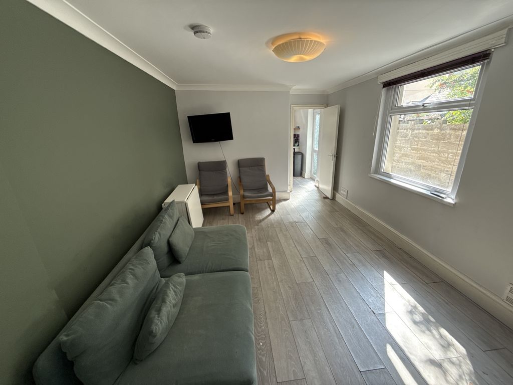 Property photo 2 of 7 Spacious Living Area