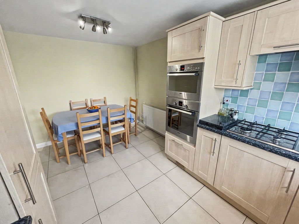 Property photo 3 of 13 Photo 15