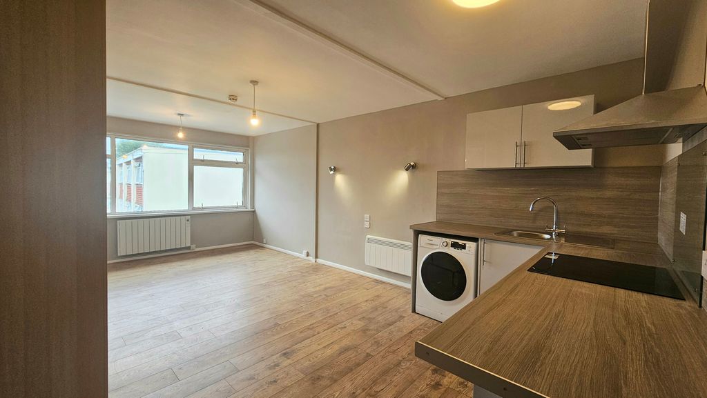 Property photo 3 of 4 Image