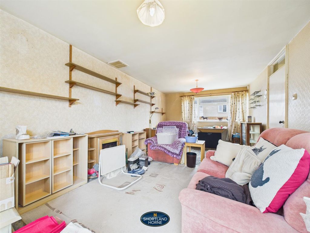 Property photo 2 of 16 Cam01906G0-Pr0537-Still007.Jpg