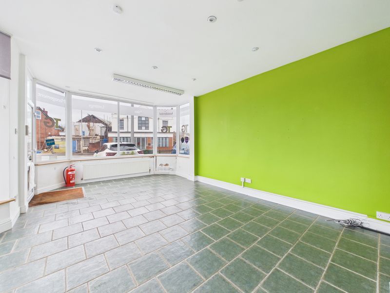 Property photo 3 of 19 Retail Space