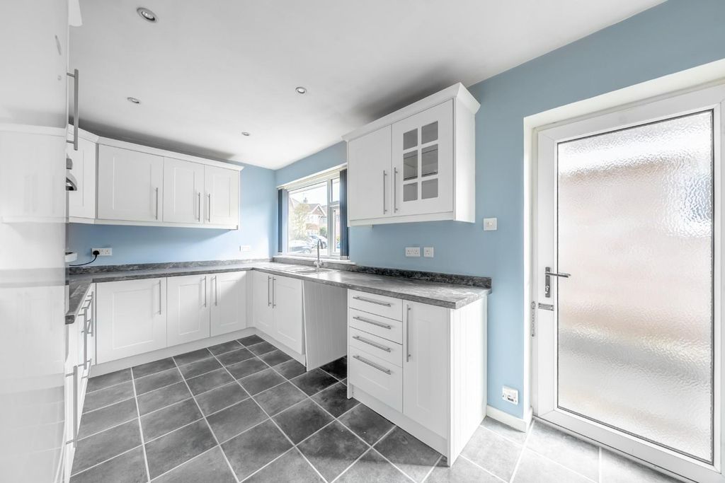 Property photo 2 of 13 Dsc08322-Hdr.Jpg