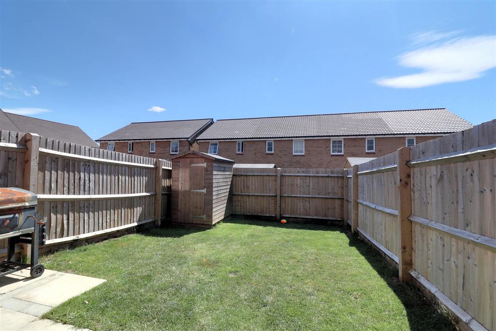 Property photo 2 of 16