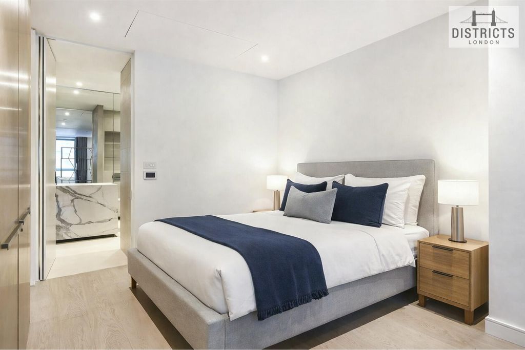 Property photo 3 of 9 Bedroom Wm.Jpg