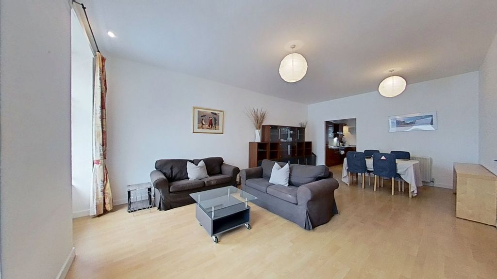 Property photo 2 of 19 Picture No. 08