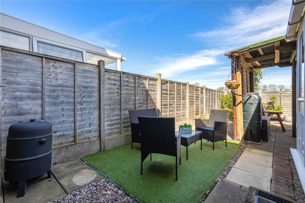Property photo 2 of 17 Picture No. 03