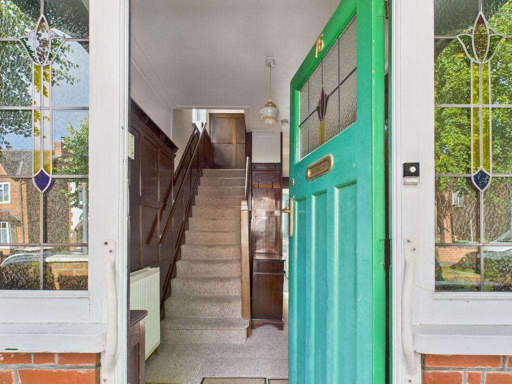 Property photo 2 of 24 Entrance Hall