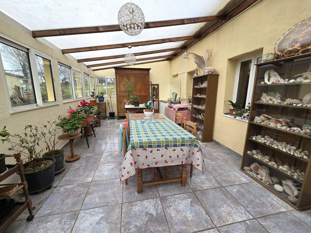 Property photo 3 of 14
