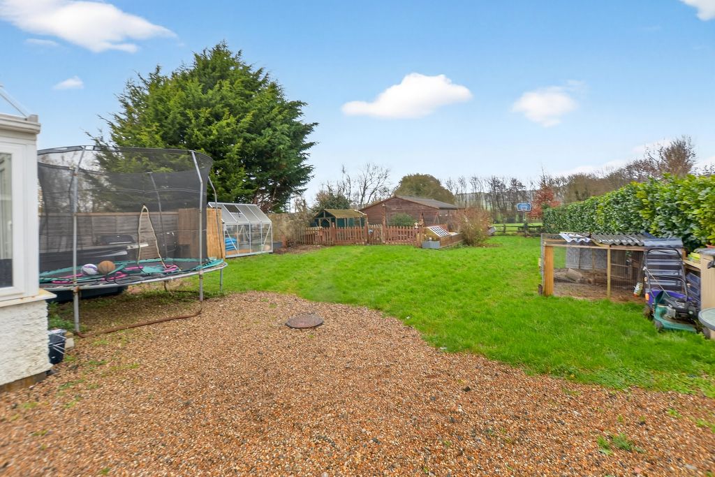 Property photo 3 of 24