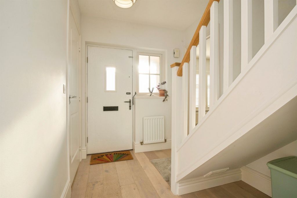 Property photo 2 of 22