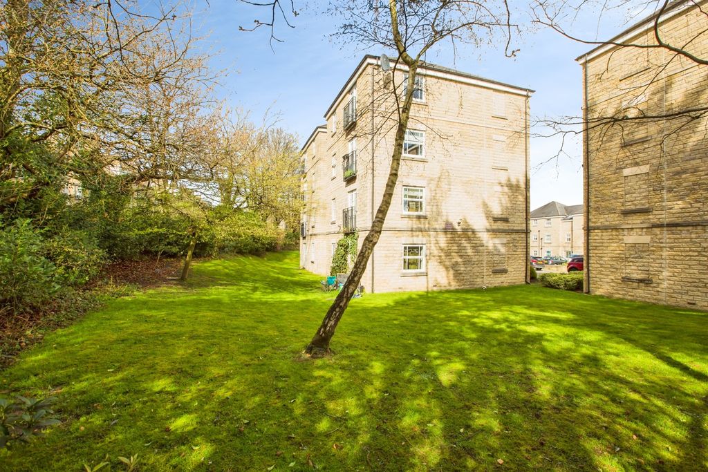Additional image 4 of 2 bed flat for saleBishopdale Court, Halifax HX1