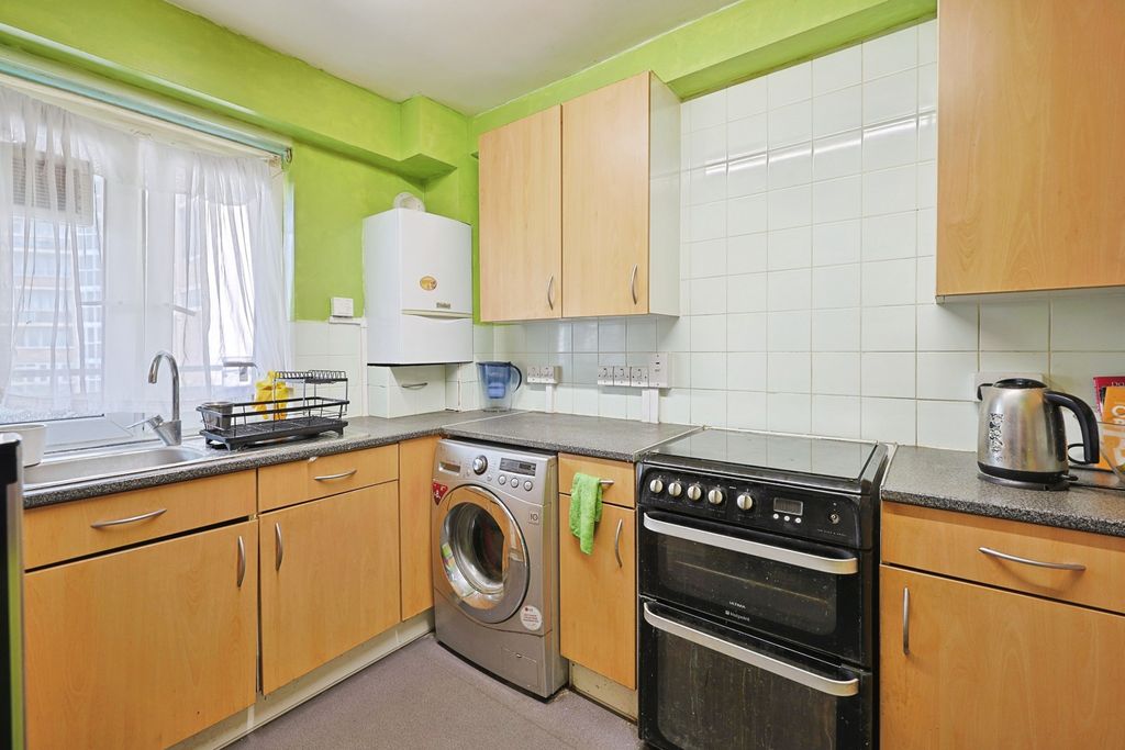 Property photo 2 of 14