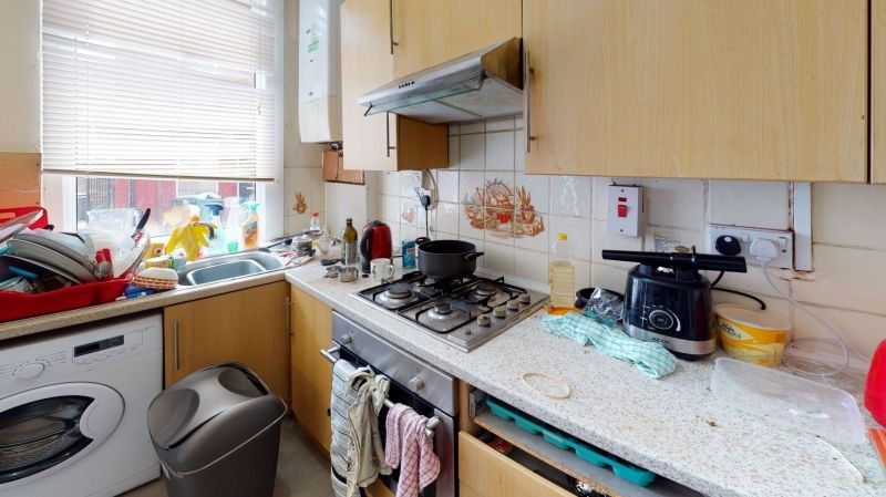 Property photo 2 of 5