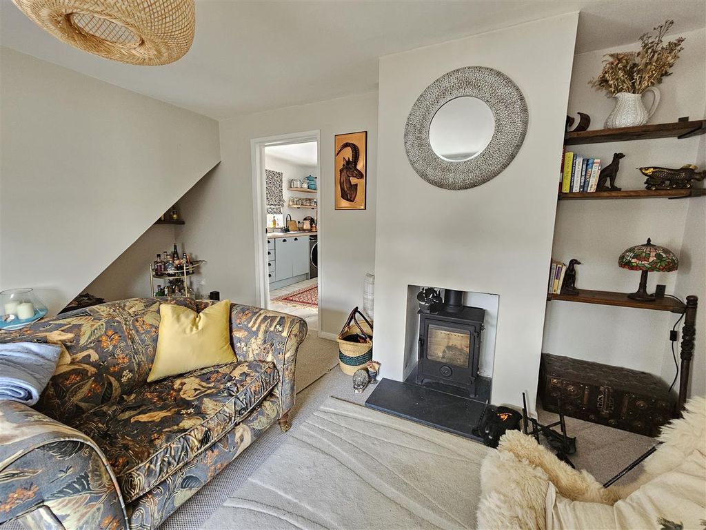 Property photo 3 of 15 Sitting Room (1).Jpg