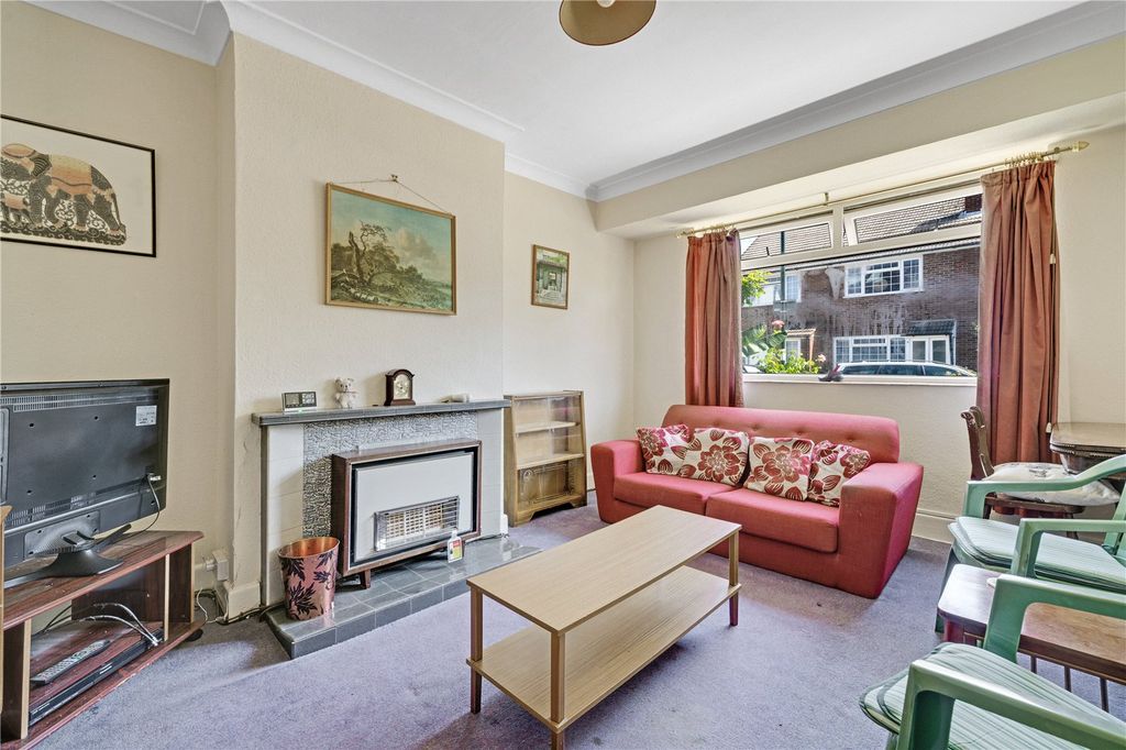 Property photo 2 of 12 Picture No. 08