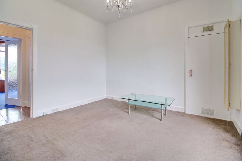 Property photo 3 of 12 Photo 4