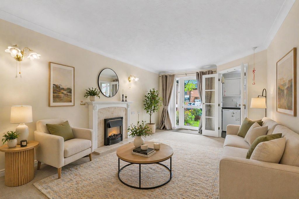 Property photo 2 of 15 Lounge_1.Png