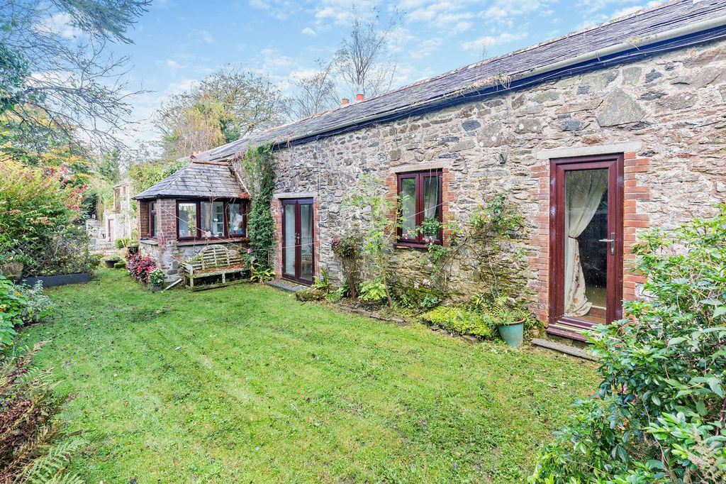 Property photo 3 of 26