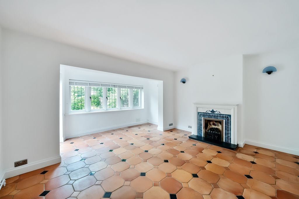 Property photo 3 of 23 1173289 (5)