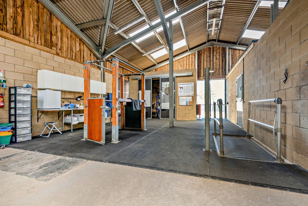 Additional image 22 of 5 bed equestrian for saleChurt Road, Churt, Farnham, Surrey GU10