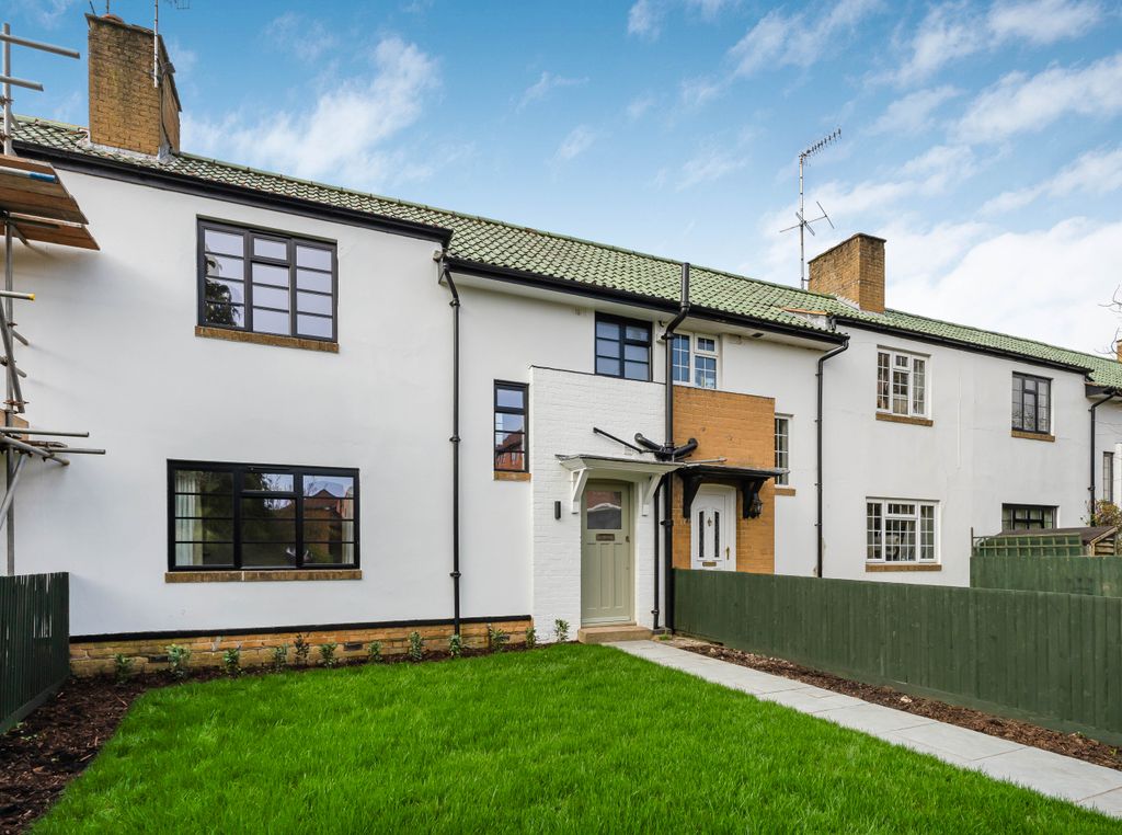 Property photo 1 of 22 Front