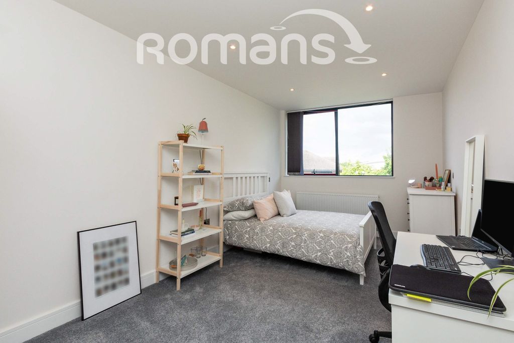 Property photo 3 of 10 Property Image