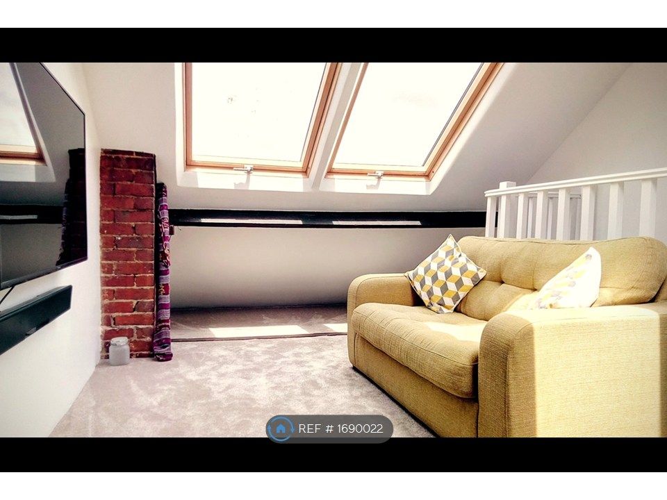 Property photo 1 of 12 Attic / Bedroom 3 / Office