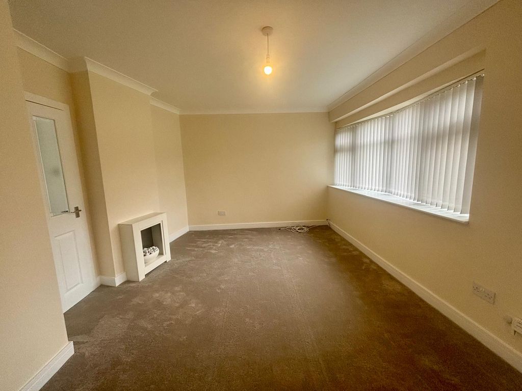 Property photo 3 of 16 Gallery