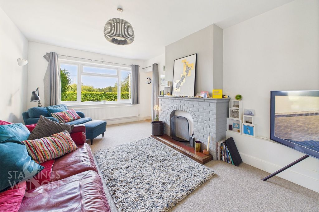 Property photo 3 of 55