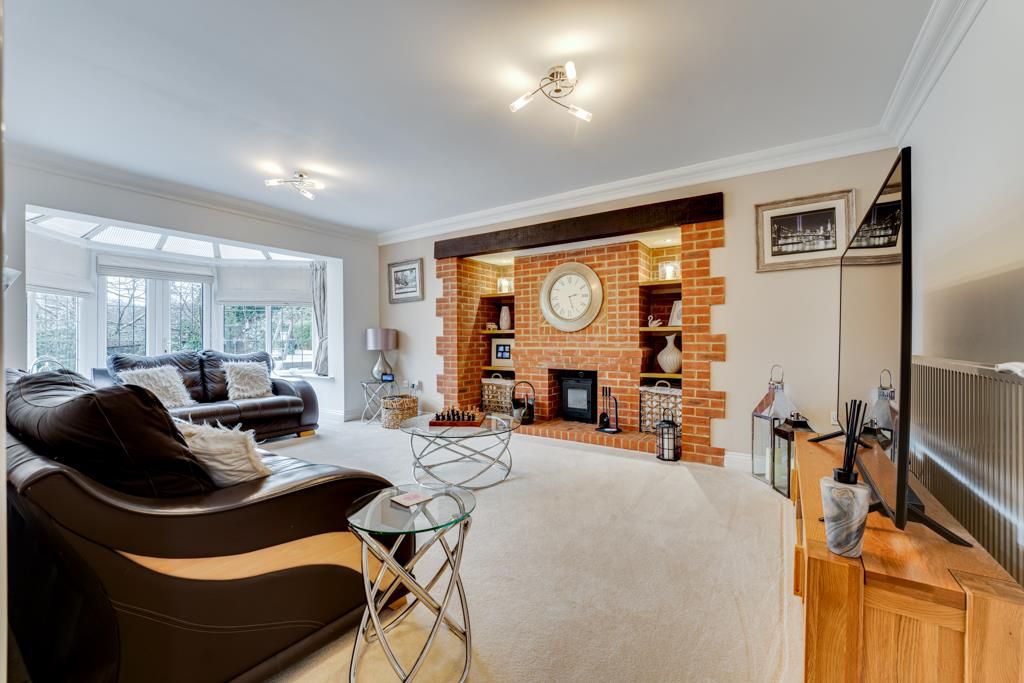 Property photo 2 of 48 15 Hogarth Drive, Barton Seagrave-14.Jpg