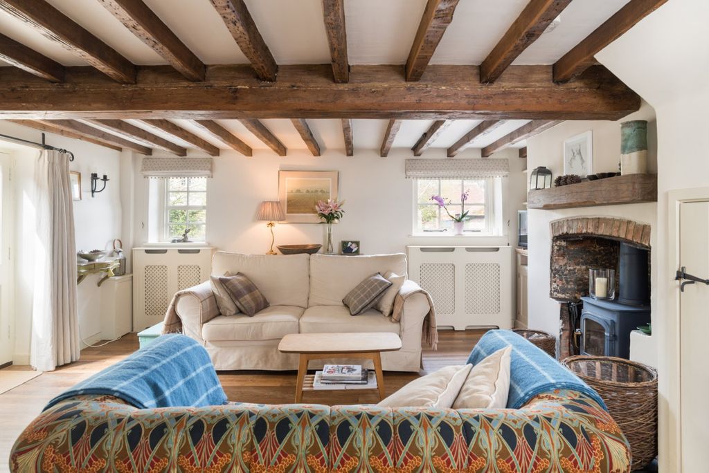 Property photo 2 of 15 Sitting Room